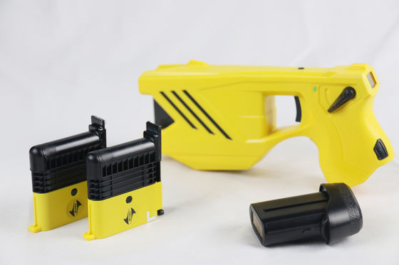 شراء HUSHA TX200P مسدس صاعقة متعدد الوظائف مع خراطيش مزدوجة ذات مدى فعال 5 أمتار ومقاوم للماء IP57 التصنيع عبر الإنترنت